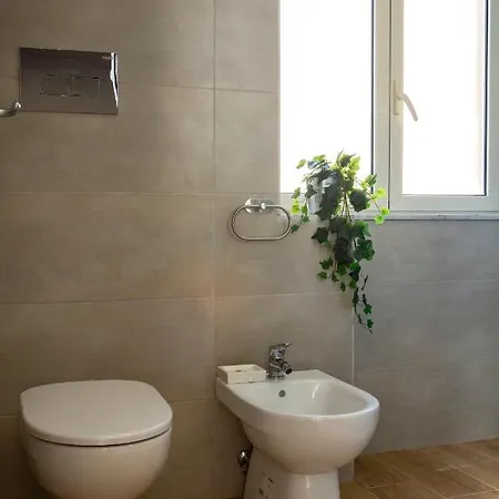 דירה Capodichino Airport House