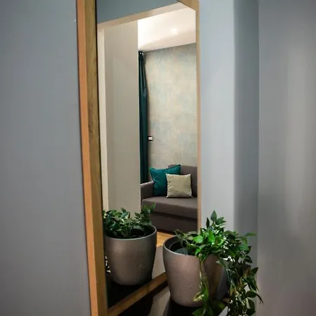 Capodichino Airport House Apartamento *